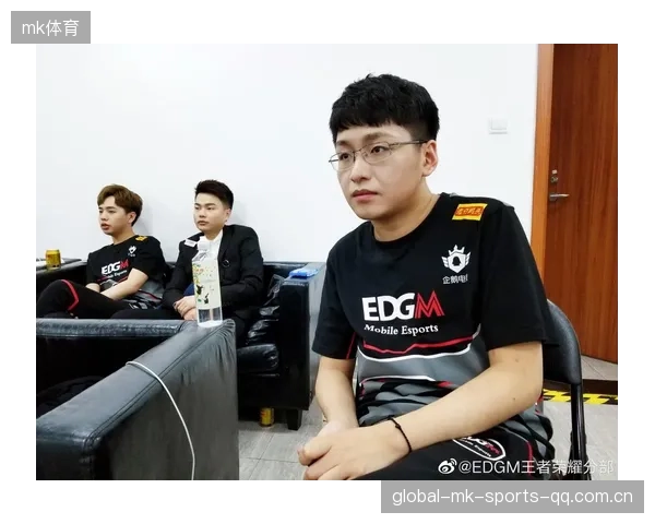 EDG训练中加强中期运营强度，打造王者之路